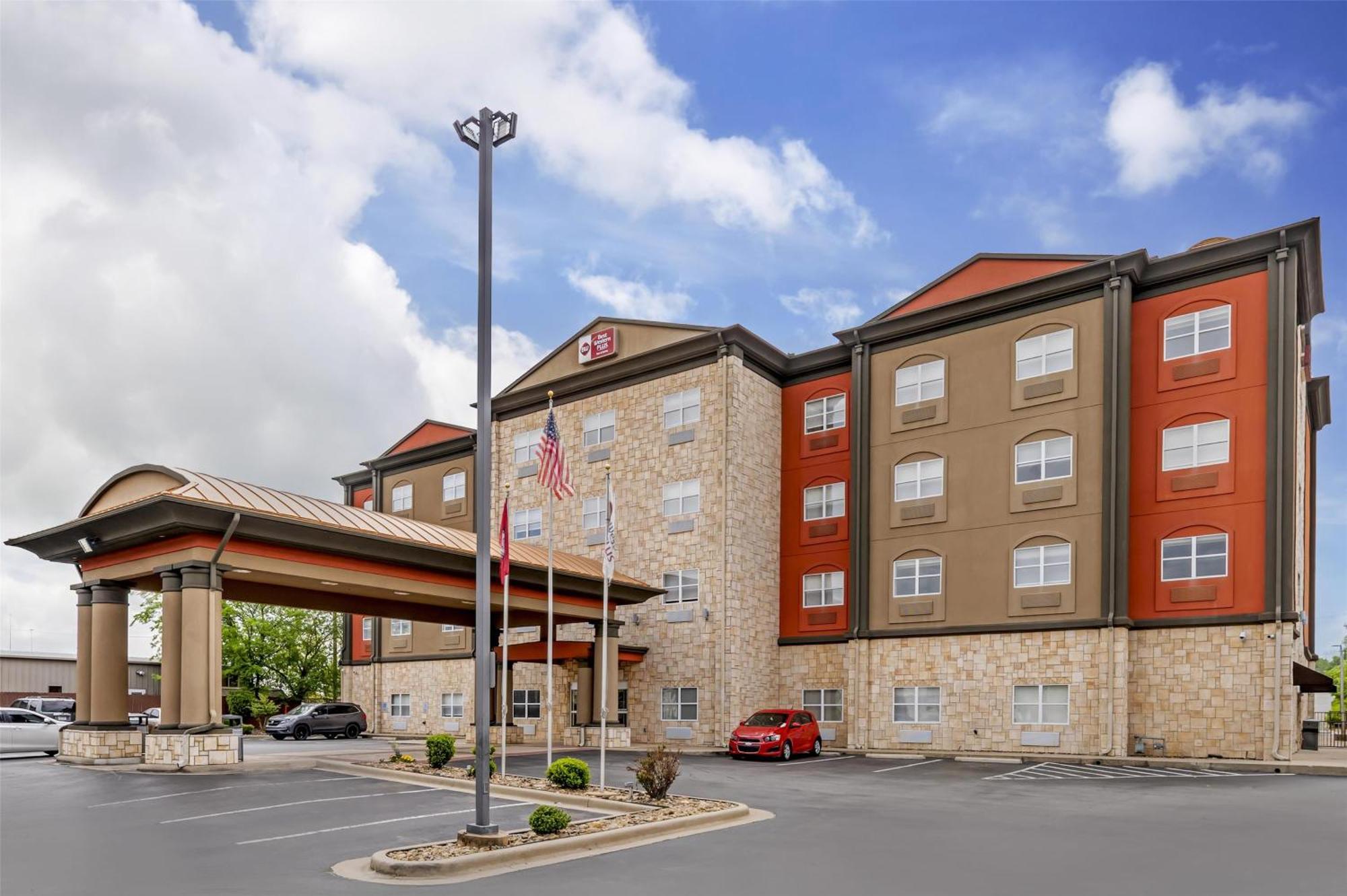נורת' ליטל רוק Best Western Plus Jfk Inn & Suites מראה חיצוני תמונה