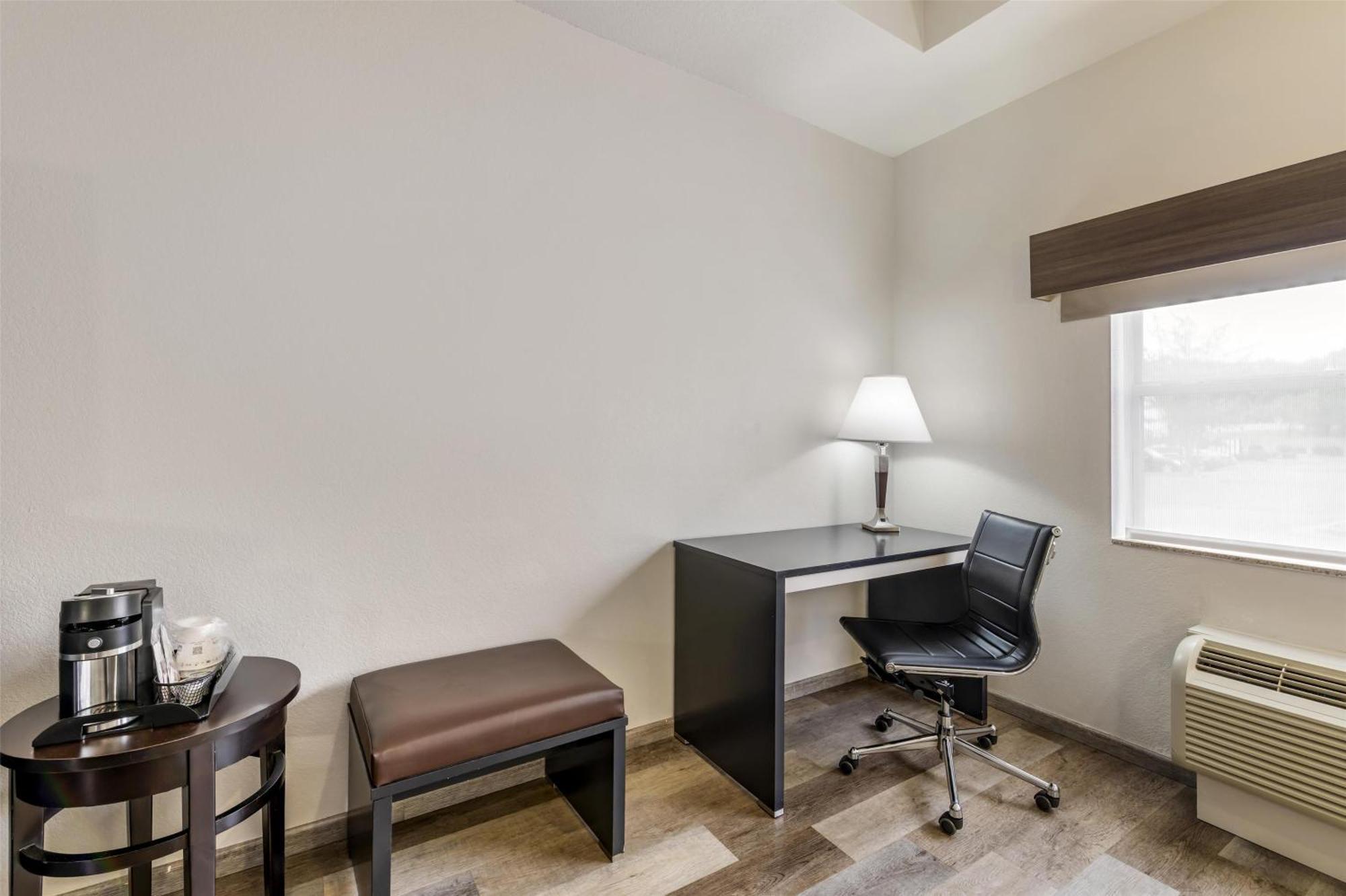 נורת' ליטל רוק Best Western Plus Jfk Inn & Suites מראה חיצוני תמונה