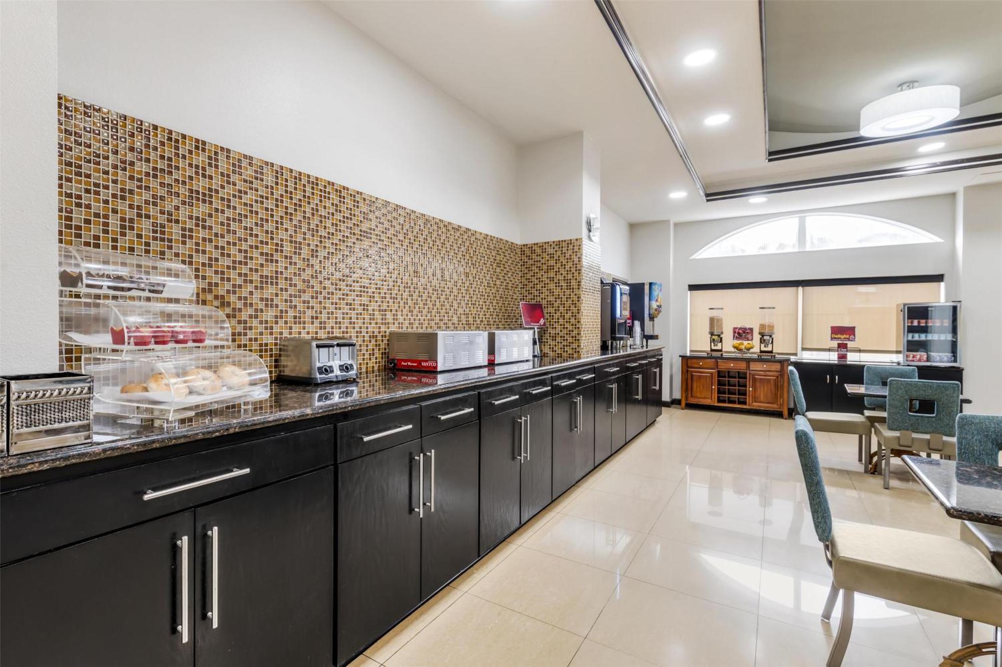 נורת' ליטל רוק Best Western Plus Jfk Inn & Suites מראה חיצוני תמונה