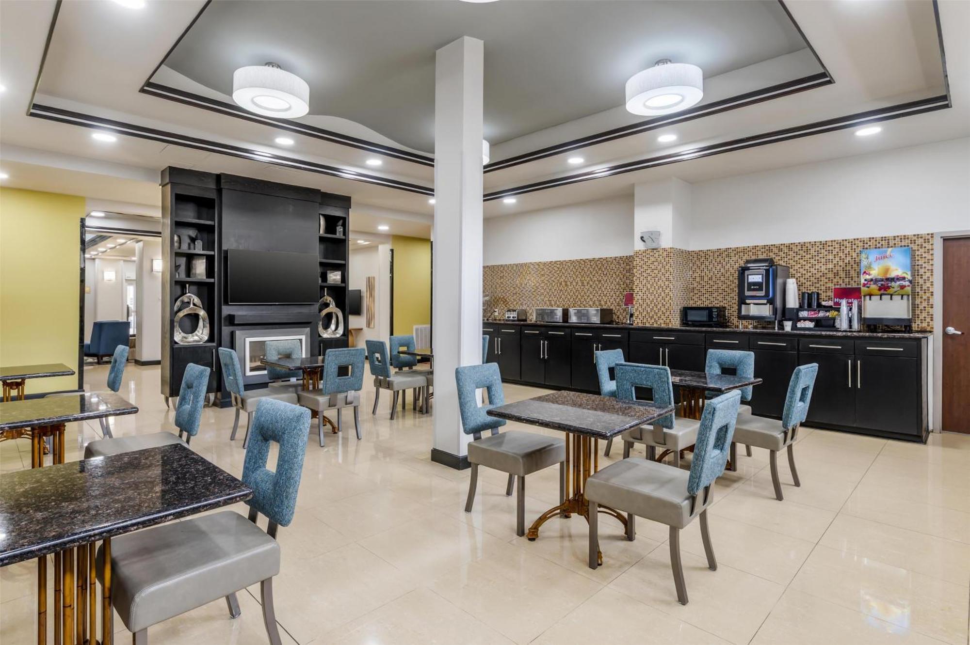 נורת' ליטל רוק Best Western Plus Jfk Inn & Suites מראה חיצוני תמונה