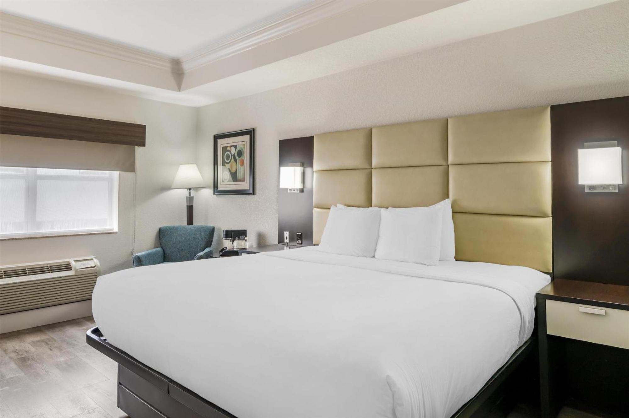 נורת' ליטל רוק Best Western Plus Jfk Inn & Suites מראה חיצוני תמונה