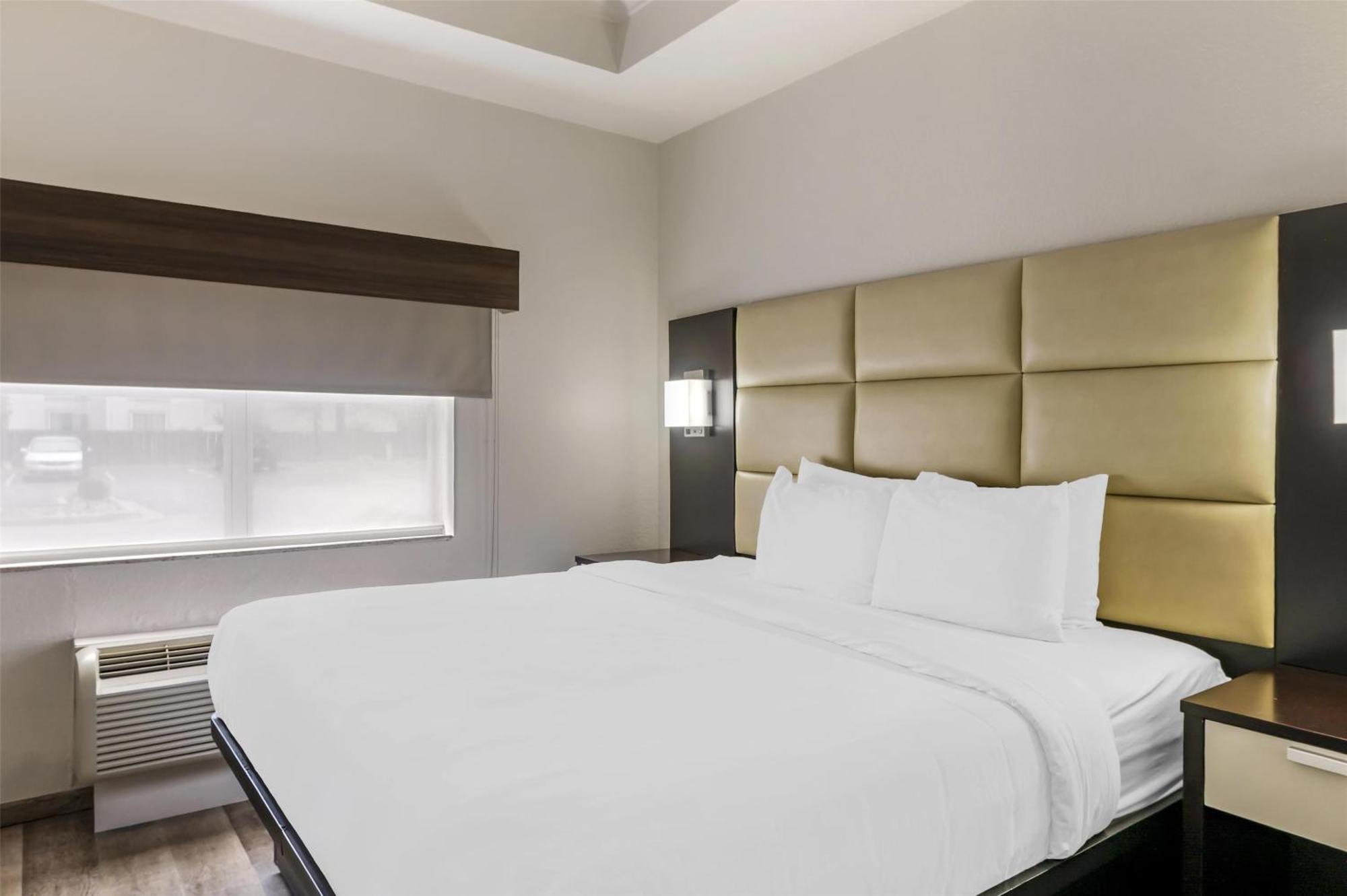 נורת' ליטל רוק Best Western Plus Jfk Inn & Suites מראה חיצוני תמונה