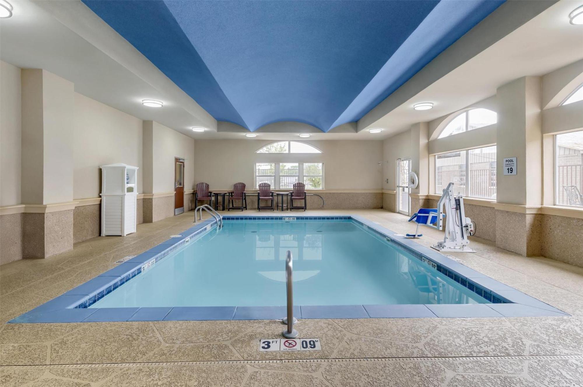 נורת' ליטל רוק Best Western Plus Jfk Inn & Suites מראה חיצוני תמונה