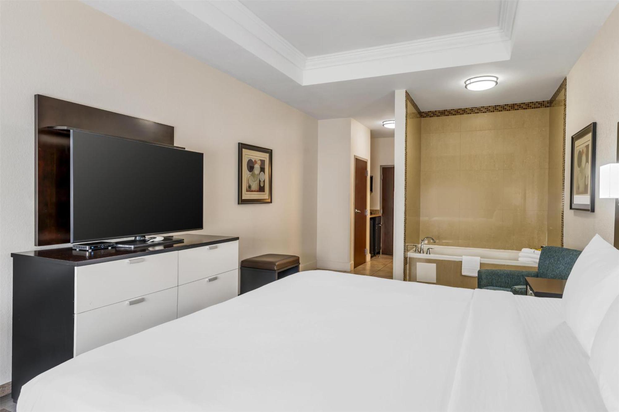 נורת' ליטל רוק Best Western Plus Jfk Inn & Suites מראה חיצוני תמונה